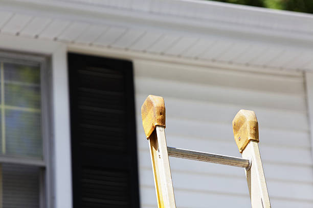 Siding Removal and Disposal in West Sacramento, CA